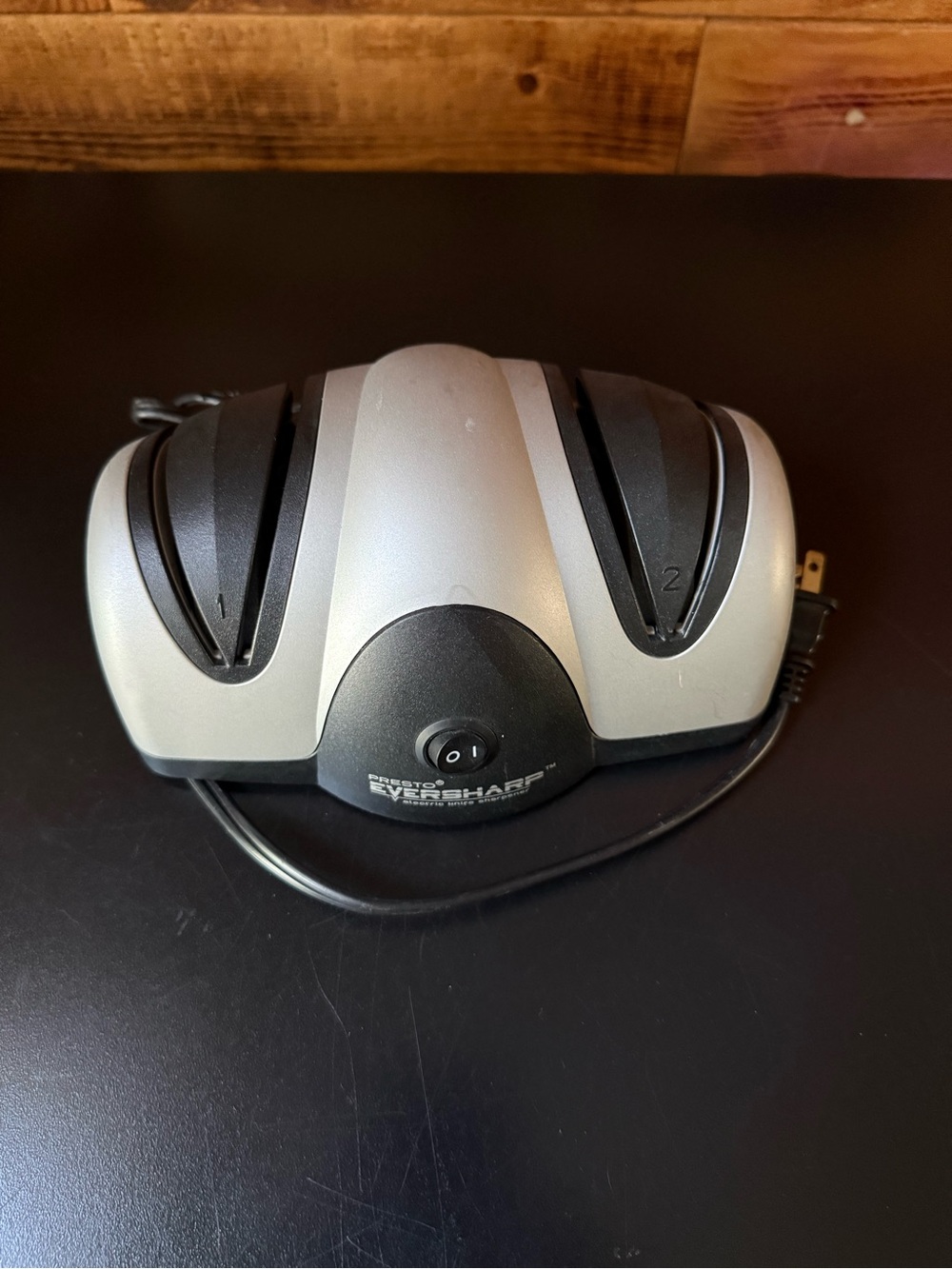 EverSharp Electric Knife Sharpener - Silver and Black
